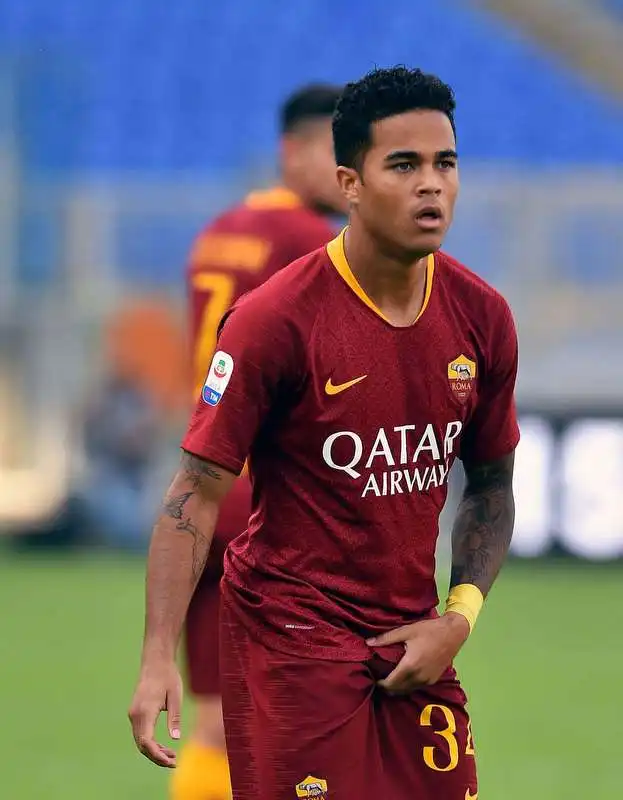 kluivert gratta e perdi foto mezzelani gmt19