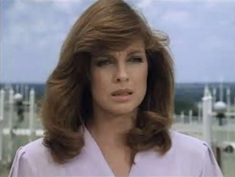 linda gray 13