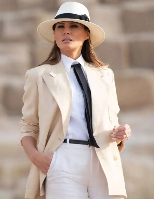 melania trump 16