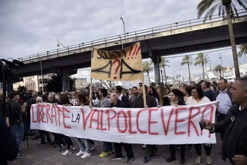 proteste genova valpolcevera 4