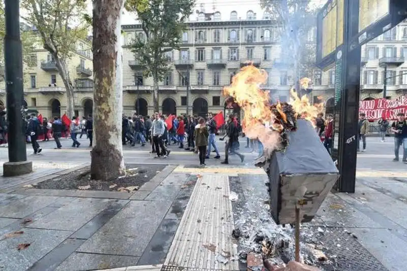 proteste studenti 1