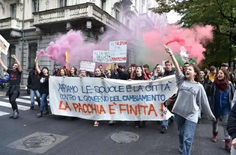 proteste studenti 10