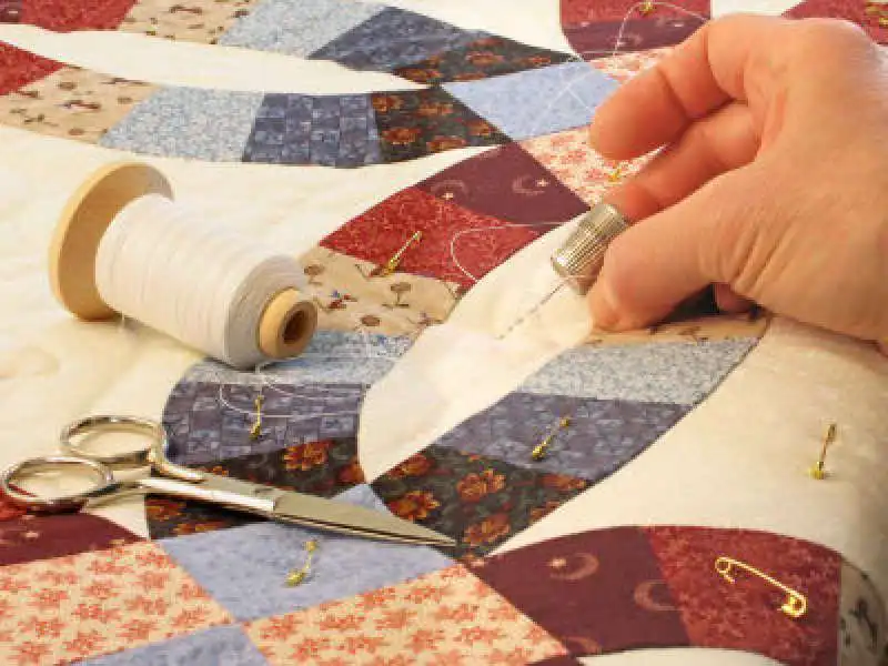 QUILTING - CUCIRE STOFFA SU STOFFA   