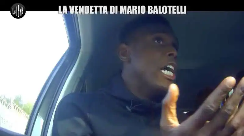 scherzo di balotelli al fratello 7