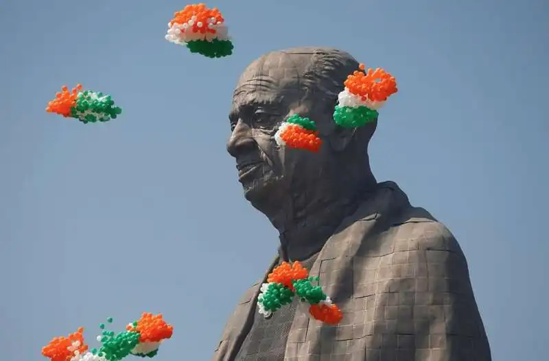 statue of unity 4