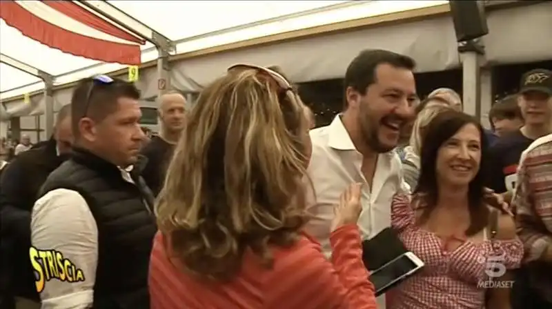 striscia la notizia salvini isoardi 8