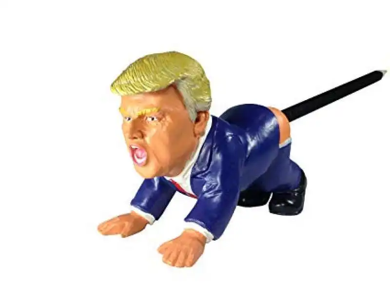 trump pen holder 1