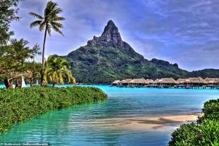 10. bora bora, polinesia francese