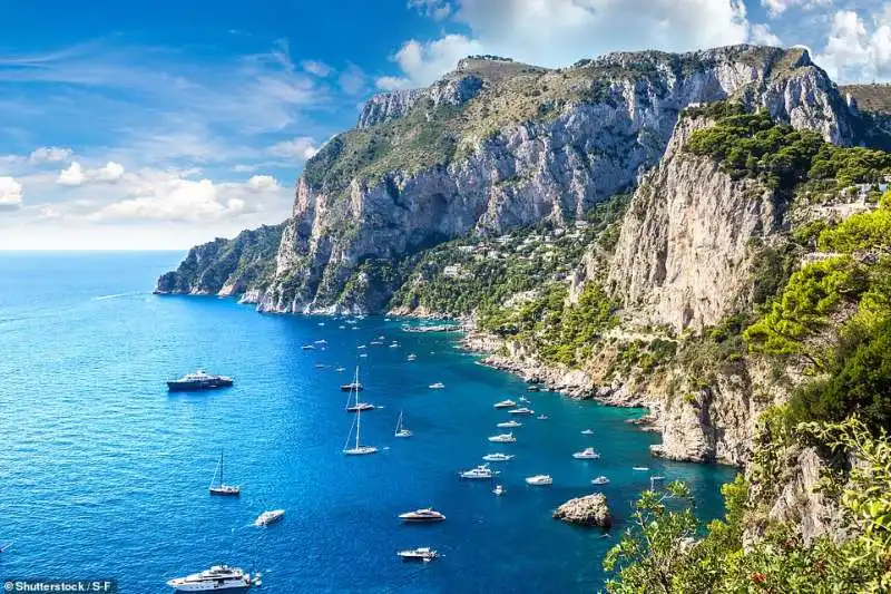 14. capri, italia