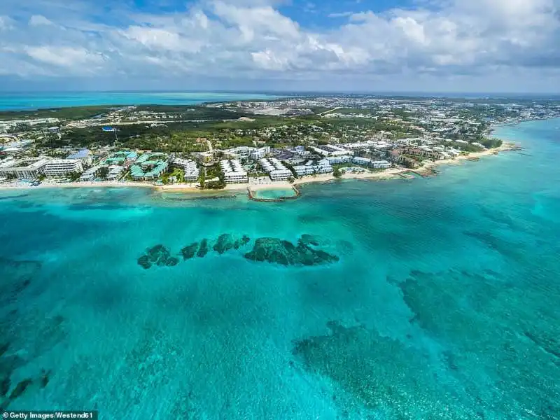 33. grand cayman, isole cayman 