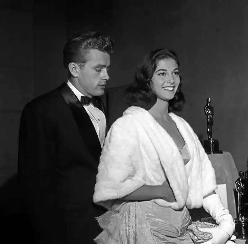 anna maria pierangeli e james dean 13