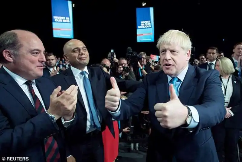 boris johnson alla conferenza tory di ottobre 2019