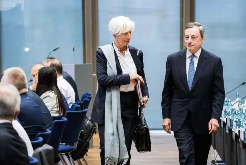 christine lagarde mario draghi 5