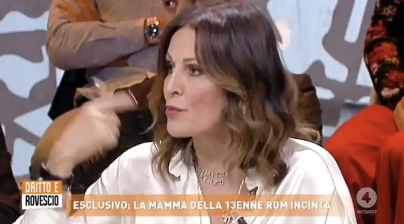 daniela santanche' vs donna rom a dritto e rovescio 2