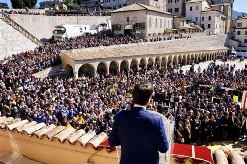 giuseppe conte ad assisi