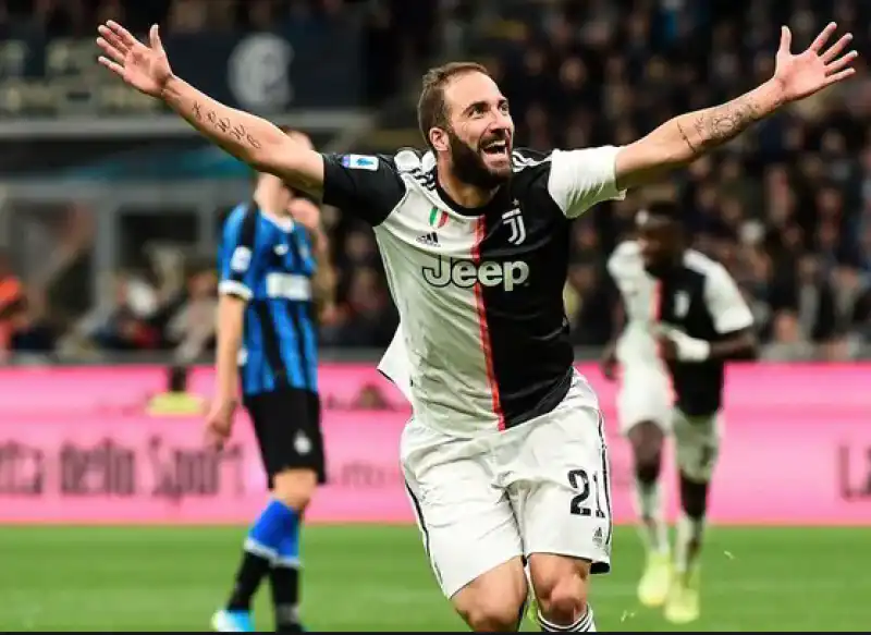 HIGUAIN