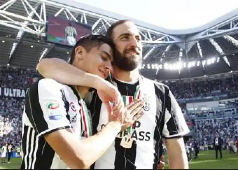 higuain dybala