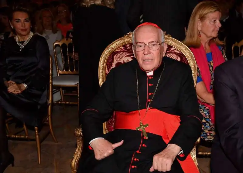 il cardinale giovanni battista re  foto di bacco