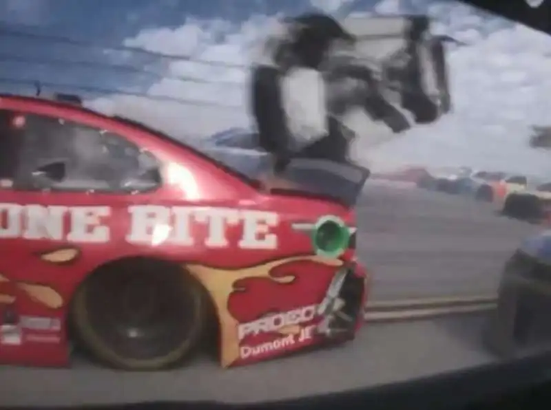 incidente circuito nascar 1