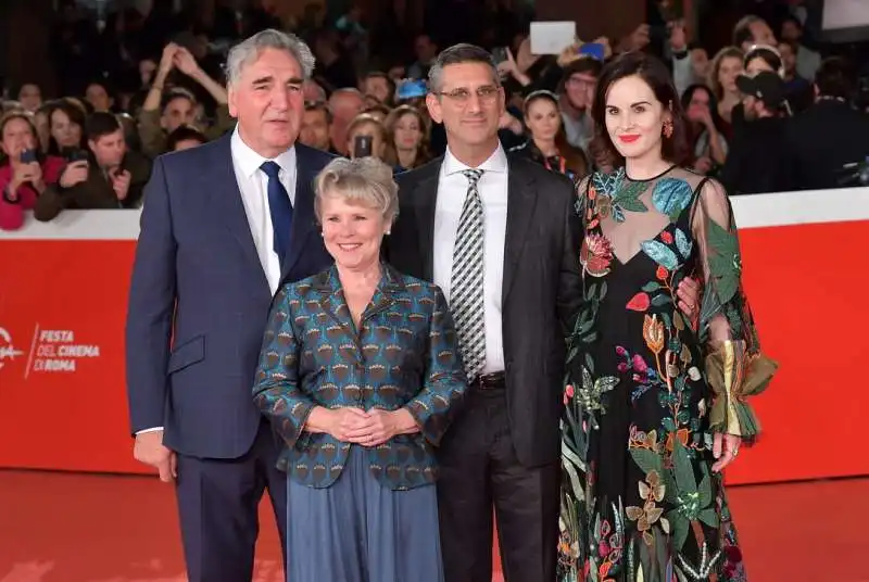 jim carter michelle dockery michael engler  imelda staunton  foto di bacco