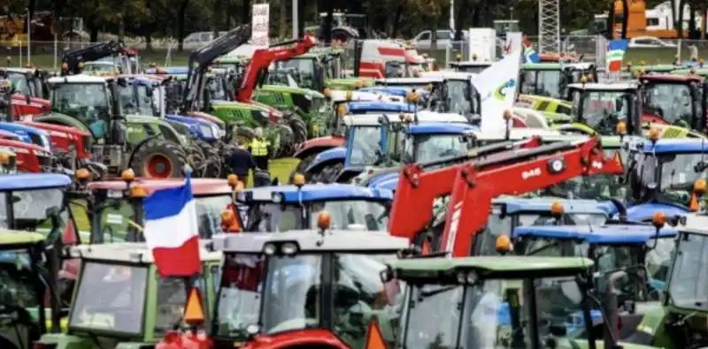 olanda   proteste di allevatori e agricoltori 7