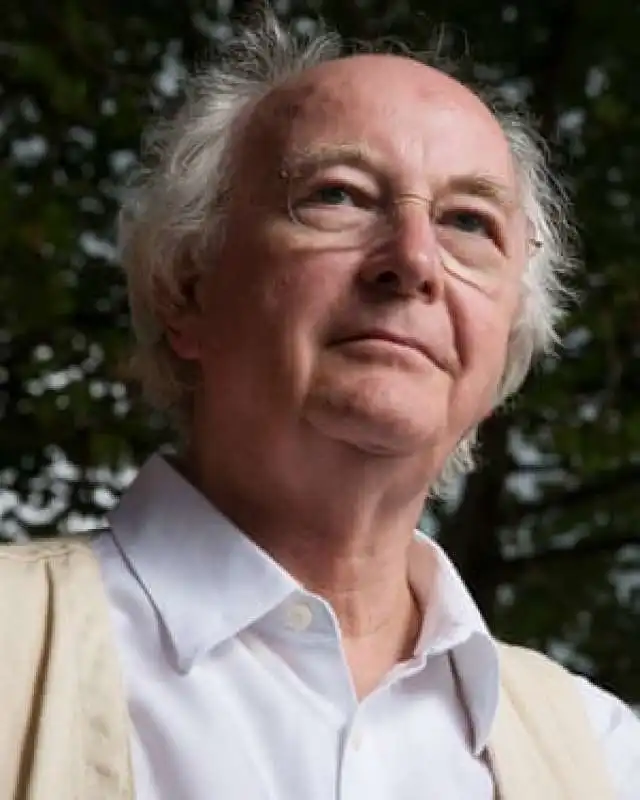 PHILIP PULLMAN 1