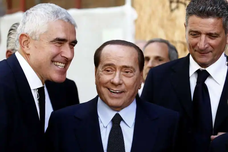 pierferdinando casini silvio berlusconi   funerali di paolo bonaiuti 21