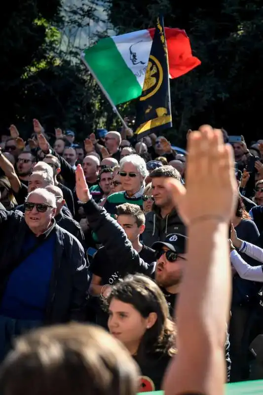 predappio, raduno di fascisti per l'anniversario della marcia su roma 39