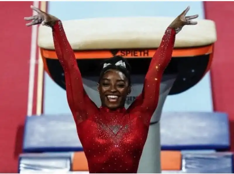 simone biles