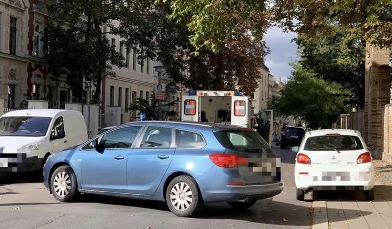 sparatoria in una sinagoga di halle in germania