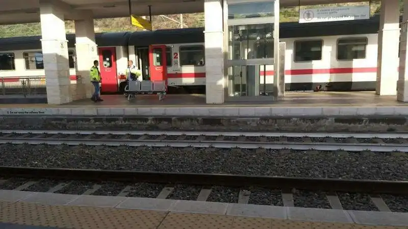 stazione di agropoli