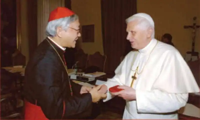 CARDINALE JOSEPH ZEN E RATZINGER