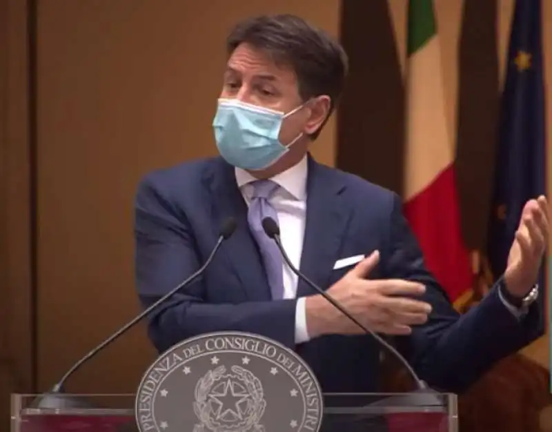 CONFERENZA STAMPA DI GIUSEPPE CONTE