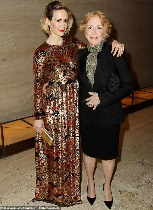 holland taylor e sarah paulson 14