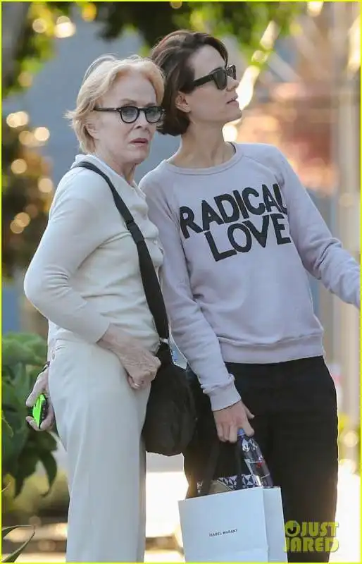 holland taylor e sarah paulson 15