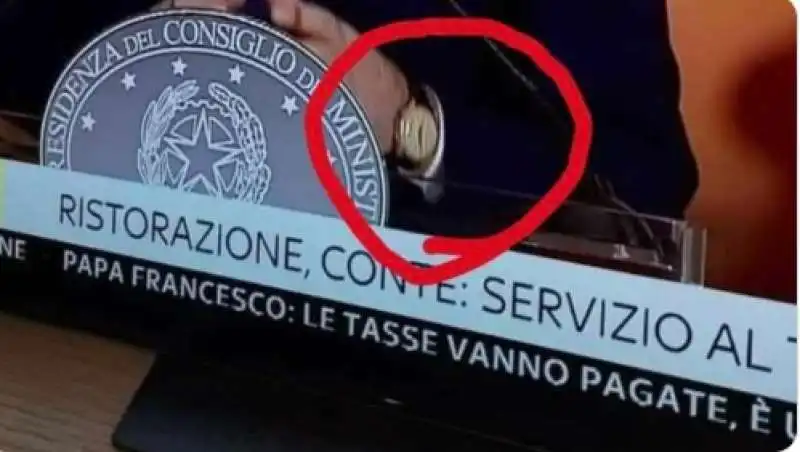 il giallo dell orologio di conte durante la conferenza stampa 3