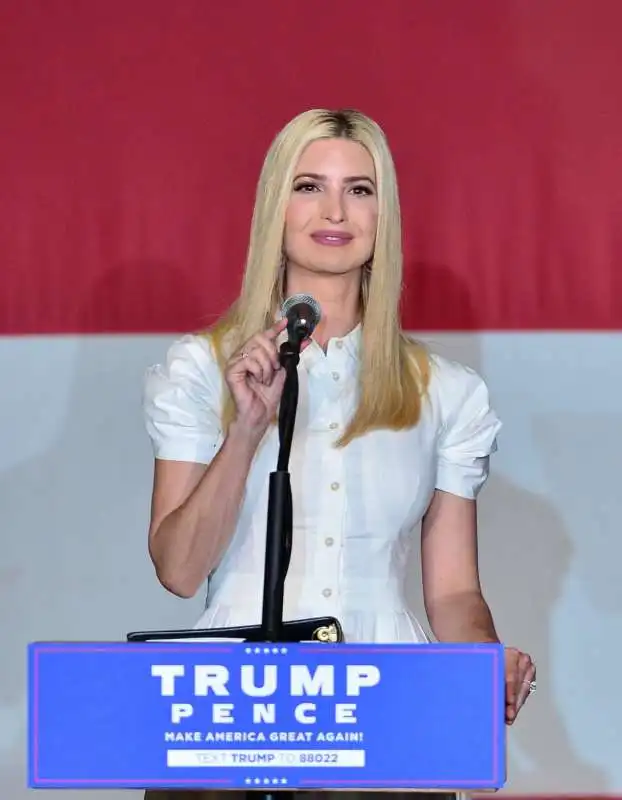 ivanka trump   campagna elettorale in florida 4