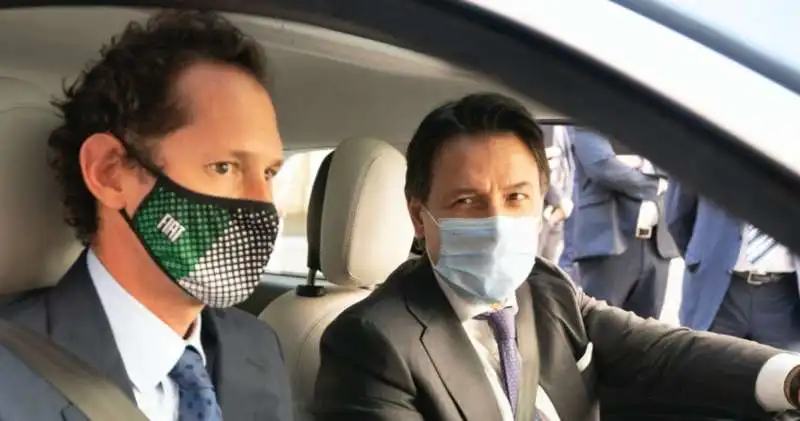 JOHN ELKANN E GIUSEPPE CONTE CON LA MASCHERINA