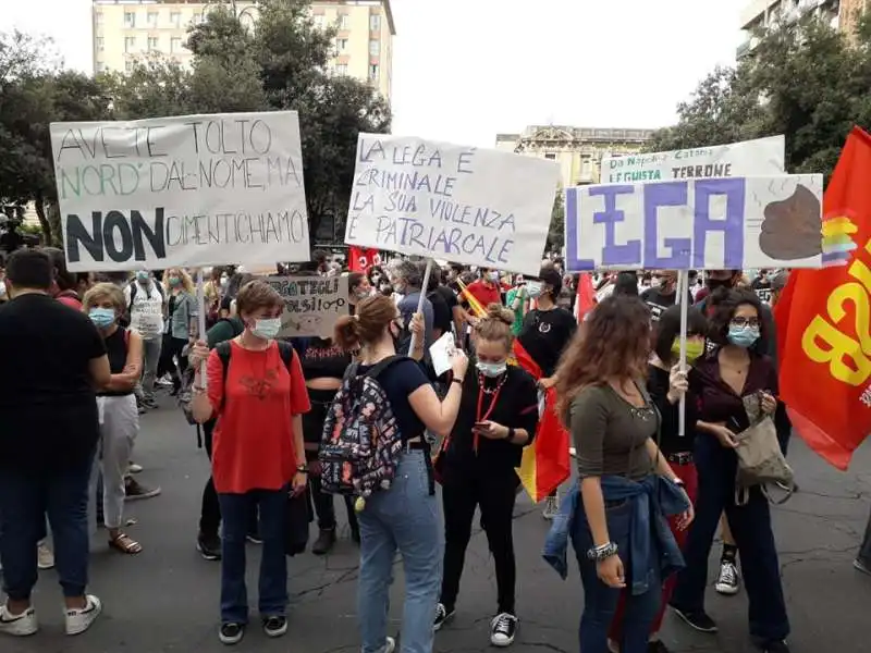 manifestazione contro salvini a catania 3