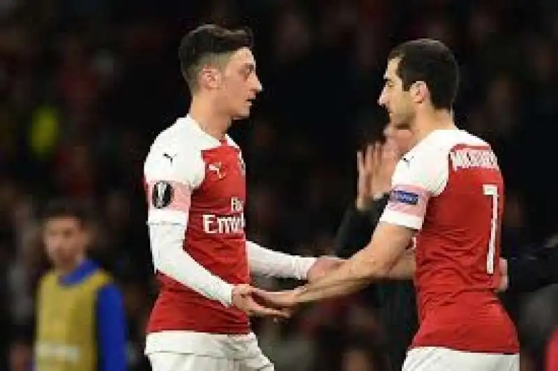 MKHITARYAN  OZIL 3