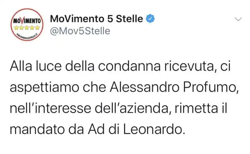 MOVIMENTO 5 STELLE TWEET CONTRO PROFUMO