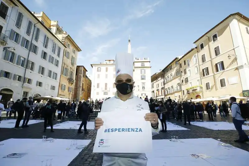 protesta dei ristoratori al pantheon 13