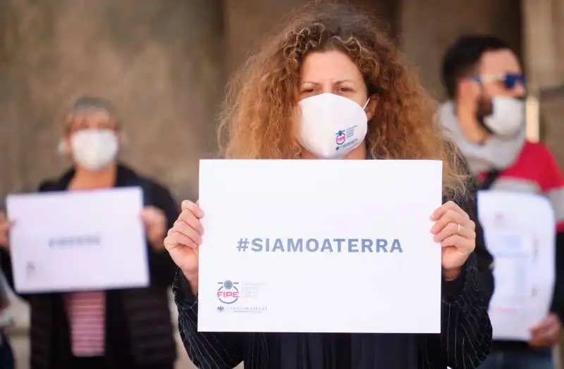 protesta dei ristoratori al pantheon 25