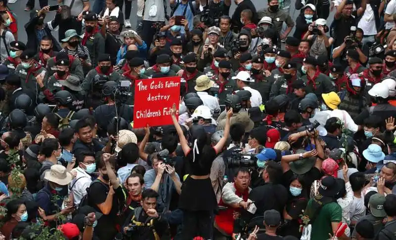 proteste bangkok 22