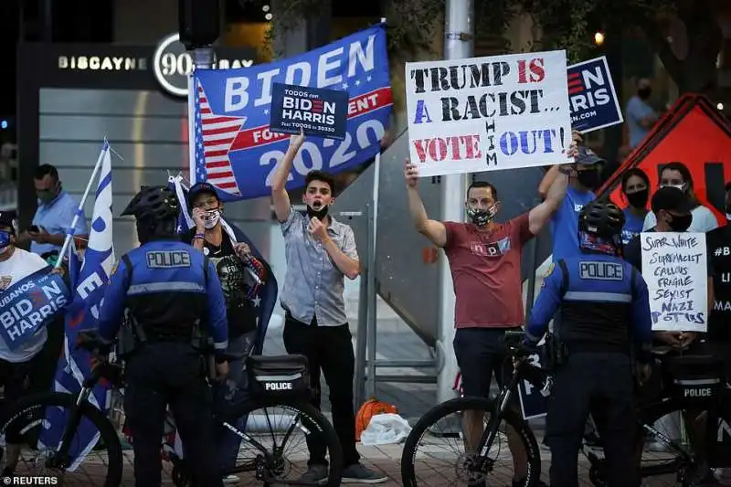 proteste contro trump