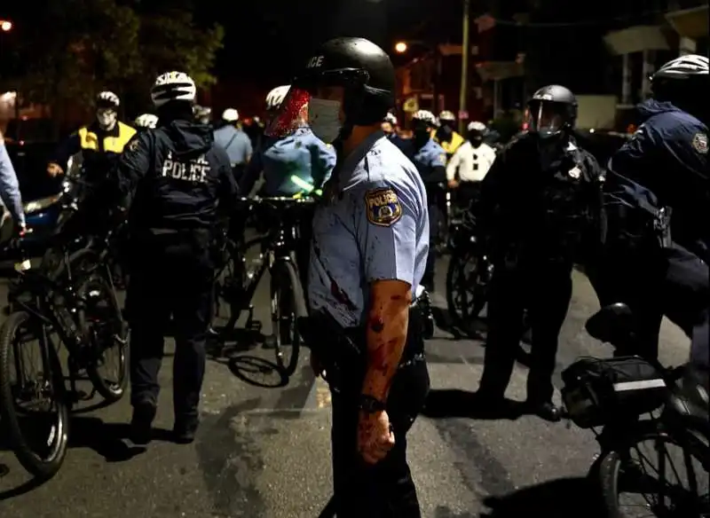 proteste e vandalismo a philadelphia 5