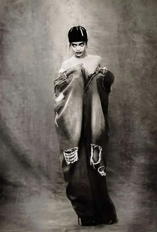 rihanna by paolo roversi 3