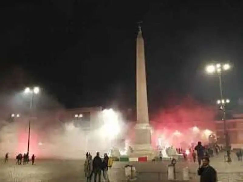 scontri a piazza del popolo   forza nuova e ultras contro le misure anti covid