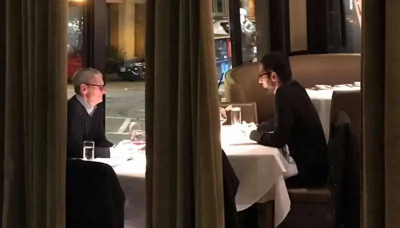 tim cook e sundar pichai a cena insieme 