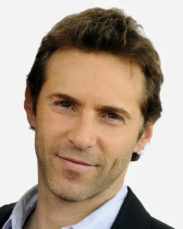 alessandro nivola 2